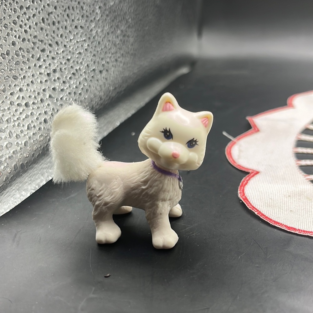 LPS 1995 Sparkling Pond Pets Persian White Cat Kenner